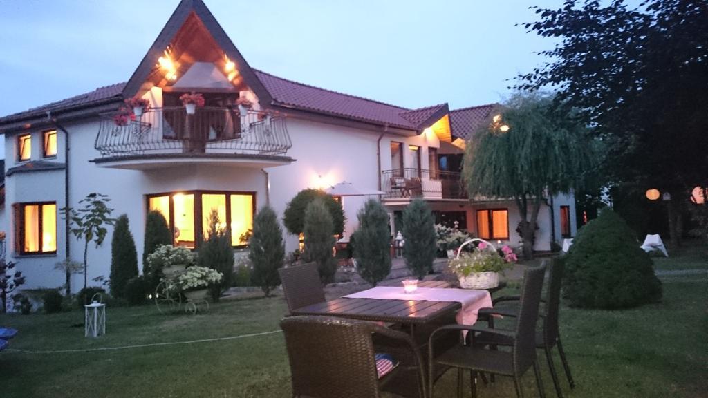 Villa Czarli Miedzyzdroje Buitenkant foto